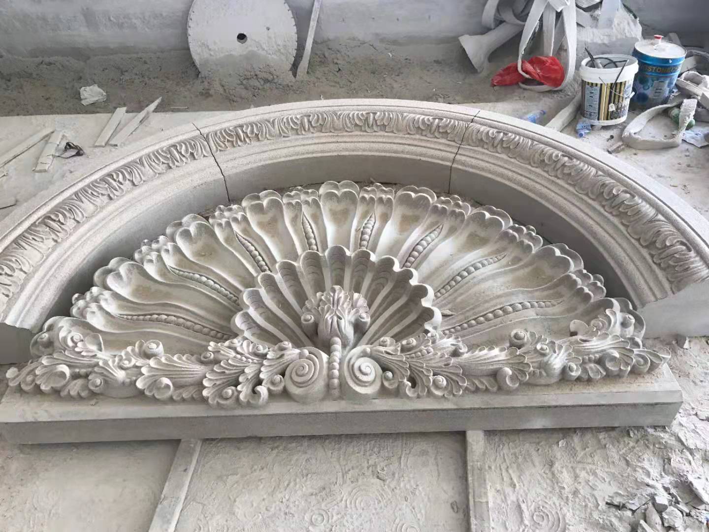 Hui’an Stone Carving: Fujian Craftsmanship in Natural Stone — booth and natural stone display, photo 2