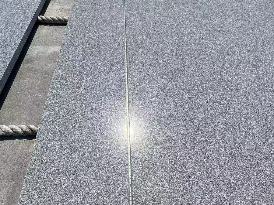 Royal Grey Granite (Medium Grey) Granite — Dimension check: full-length and diagonal tolerances verified on each slab at Sun Young Stone